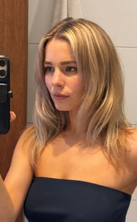 Valentina Novakovic onlyfans sexy