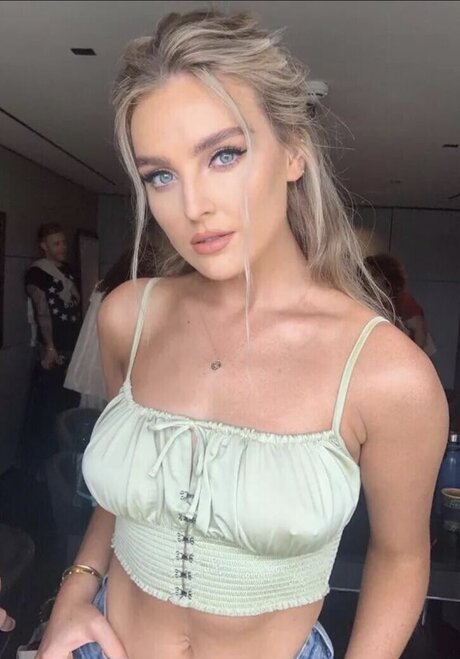 Celebrity Guilty Pleasures Underrated Women onlyfans leaks nude