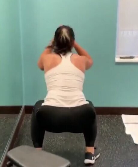 Tulsi Gabbard onlyfans pics leaked