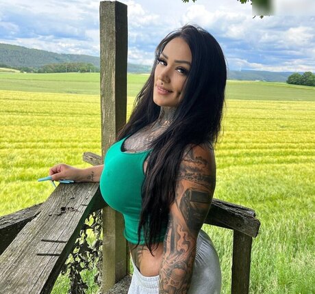 Stifflersmom onlyfans posts