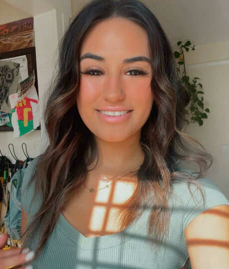 Arleigh Burke onlyfans strip