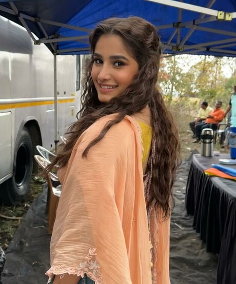 Rasha Thadani onlyfans model photo