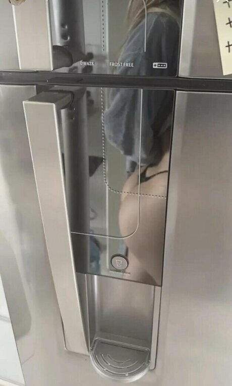 maya zrv only fans nude