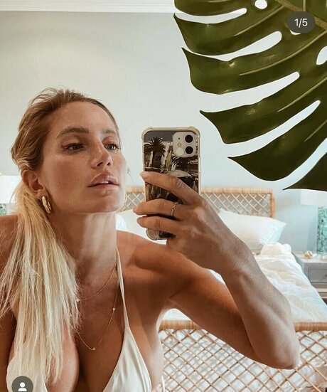 Jem Touchdown nude onlyfans pics