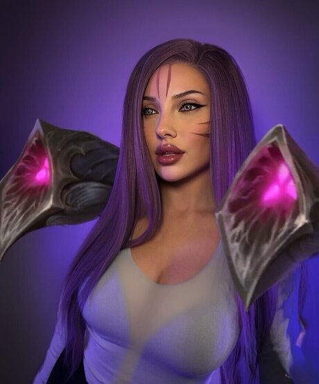 Nikoleta Milenova Profile pic