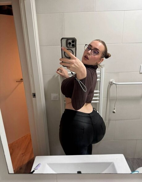 Dr Santi nude onlyfans leaked