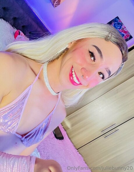 Julie Bunny onlyfans leak