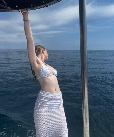 Yana Clare nsfw onlyfans