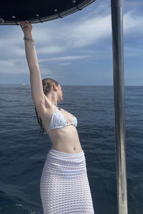 Yana Clare onlyfans nude