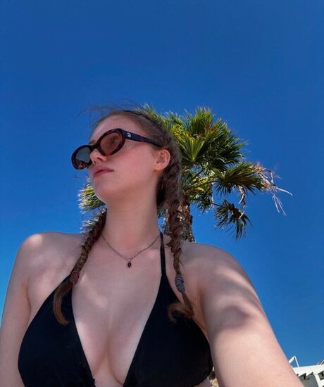 Yana Clare new onlyfans leaks