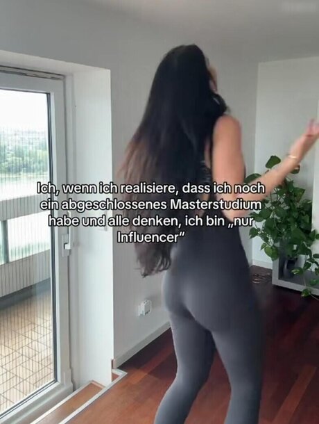 Coupleontour onlyfans public photos