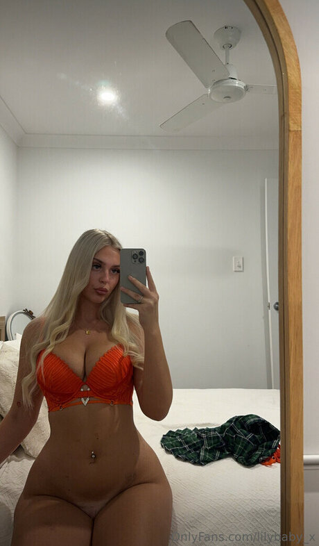 Lilybaby x onlyfans desnuda