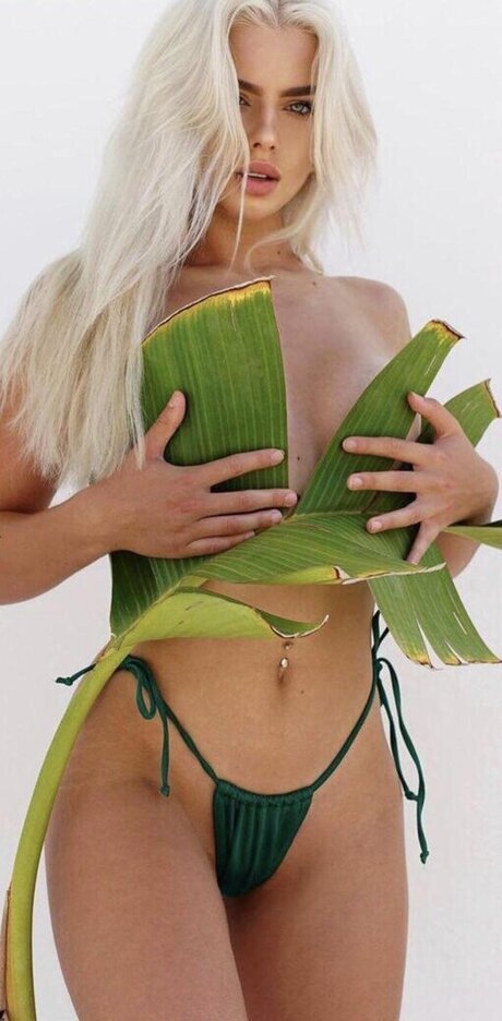 Kim Schiele onlyfans model