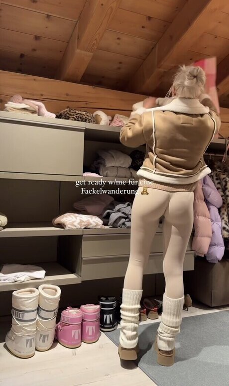 Kim Schiele onlyfans porn nude