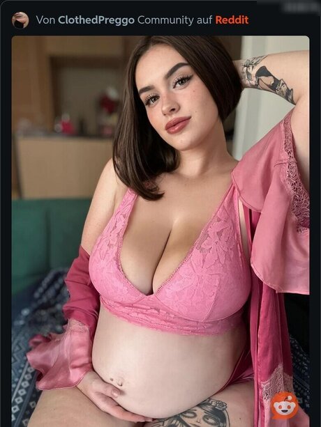 Lea Stays Peachy onlyfans pics leaked