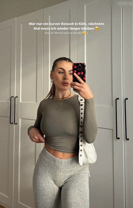 Lenaknk only fans nudes