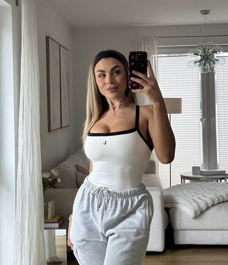 Lenaknk new onlyfans leak