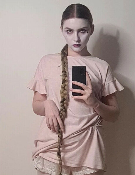 Anastasia Kreslina onlyfans mega