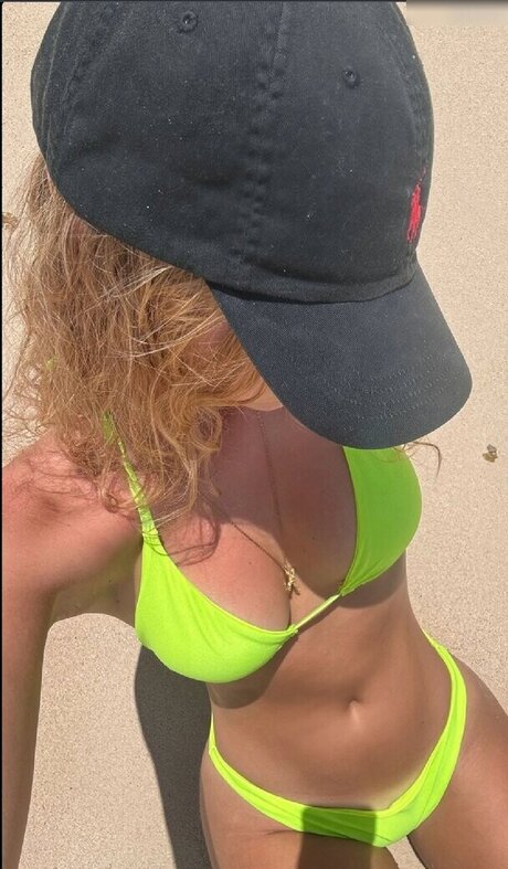 Zoe Kaeppele onlyfans exposed