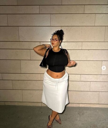 Katelyn Sade onlyfans porn leaks