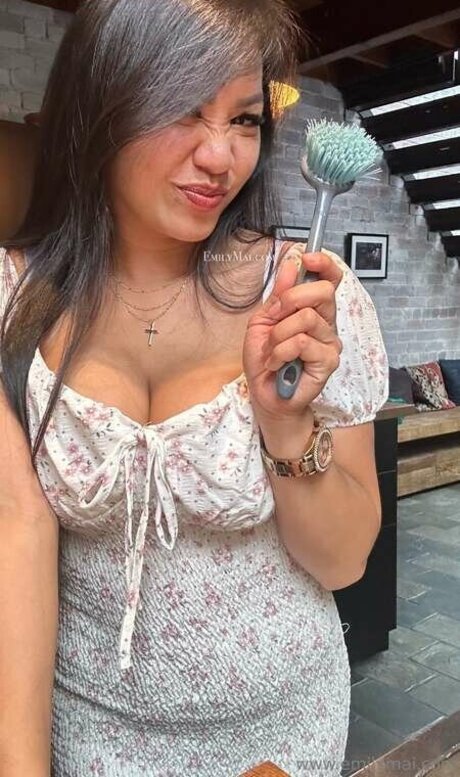 Emily Mai nude leaked onlyfans