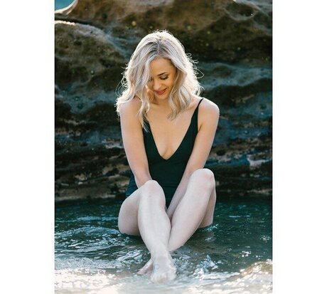 Raechelle Banno only fans nudes