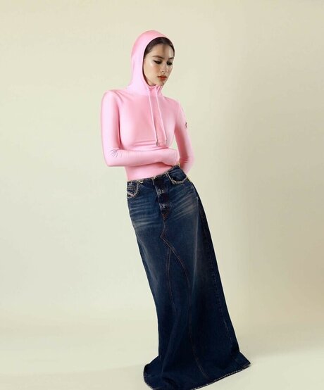 Lola Tung leaked onlyfans photos