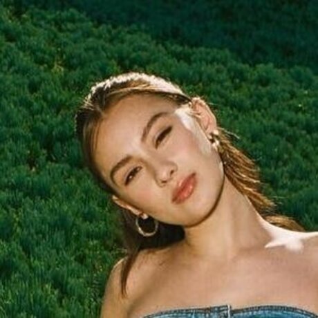 Lola Tung nude onlyfans porn