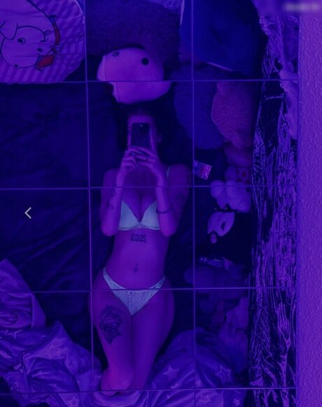 Blackhairedbanana onlyfans nudes