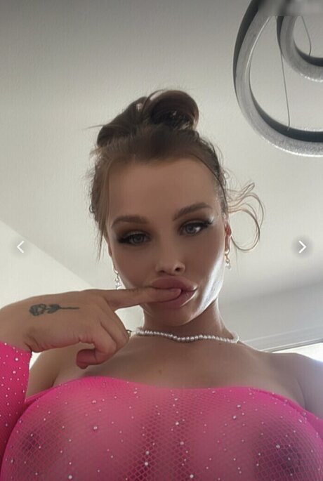 Lara Bttn onlyfans nude