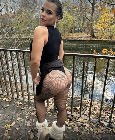 Lara Bttn onlyfans leaked nude