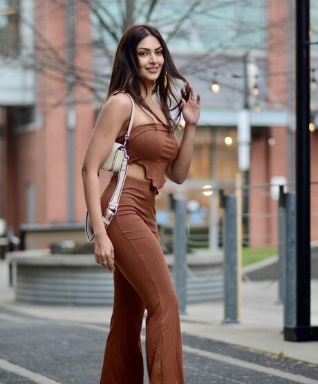 Yesha Sagar onlyfans model