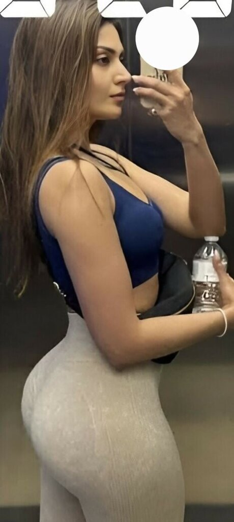 Yesha Sagar only fans pictures