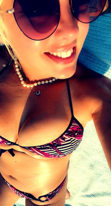 Laura Marie leaked onlyfans pics