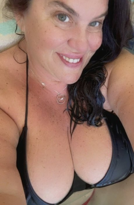 Lattie H Riff onlyfans nude porn