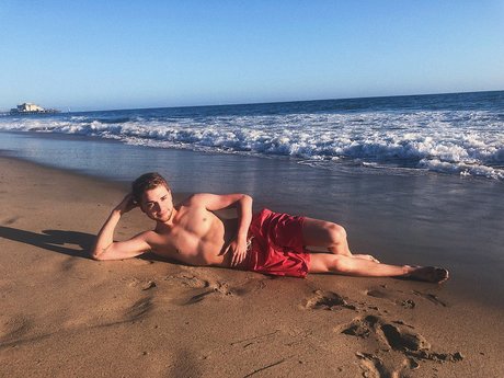 Lars desnuda onlyfans