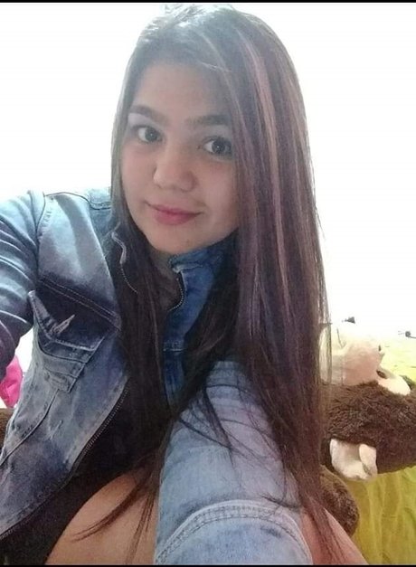 Larissa Ferdinand nude leaks onlyfans