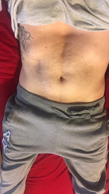 LARGE001 onlyfans leaked tits