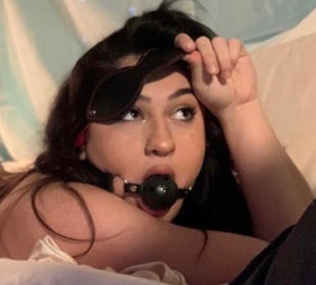 the doll naked onlyfans pics