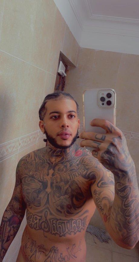 LA KIKADA onlyfans archives