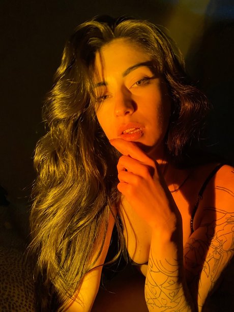 Lady Milla onlyfans creator