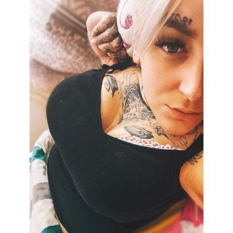 LadyBlood free onlyfans