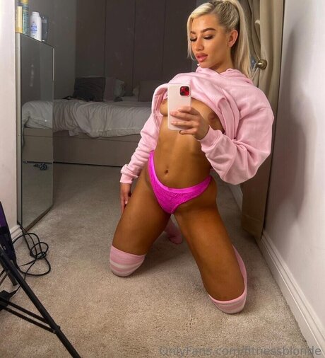 Fitness Blonde xxx onlyfans