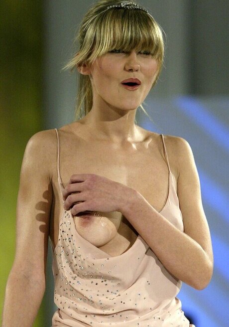 OOPS Deutsch onlyfans de