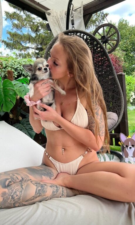 Gina Holly onlyfans content type