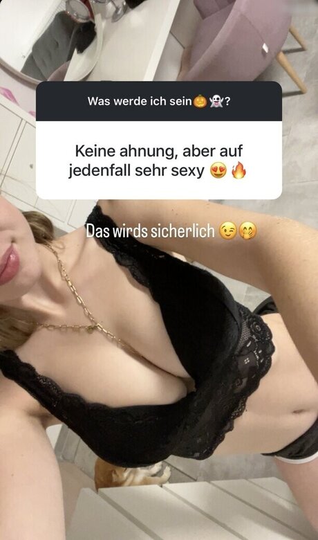 Kim Jule onlyfans ass
