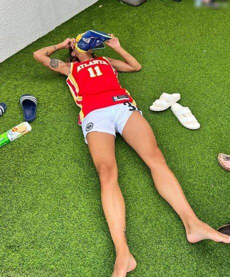 DFB Damen onlyfans boobs