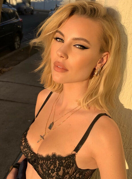 Emily Bishop only fans photos