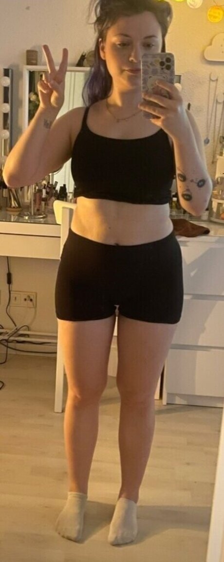 Lena Vanille onlyfans leaks nudes