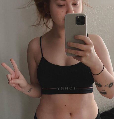 Lena Vanille tits onlyfans